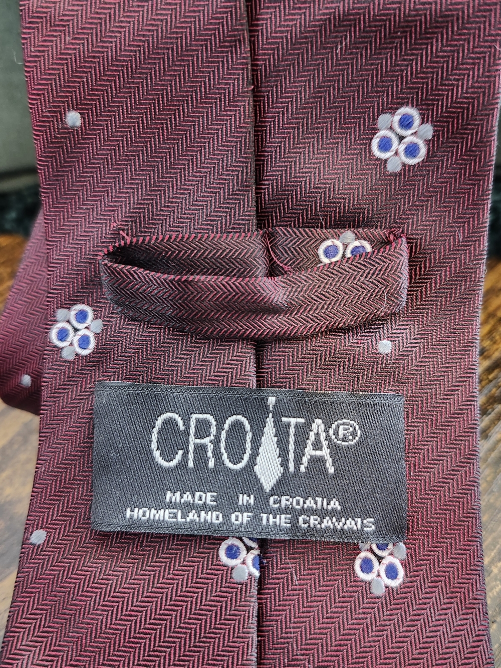 Cravats Luxury CROATA Men's Silk Tie Homeland Of The Cravats Signature Wine Red